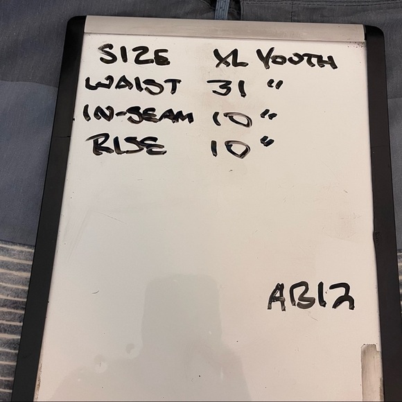 Hang Ten Boys Gray Board Shorts XL - Picture 5 of 5